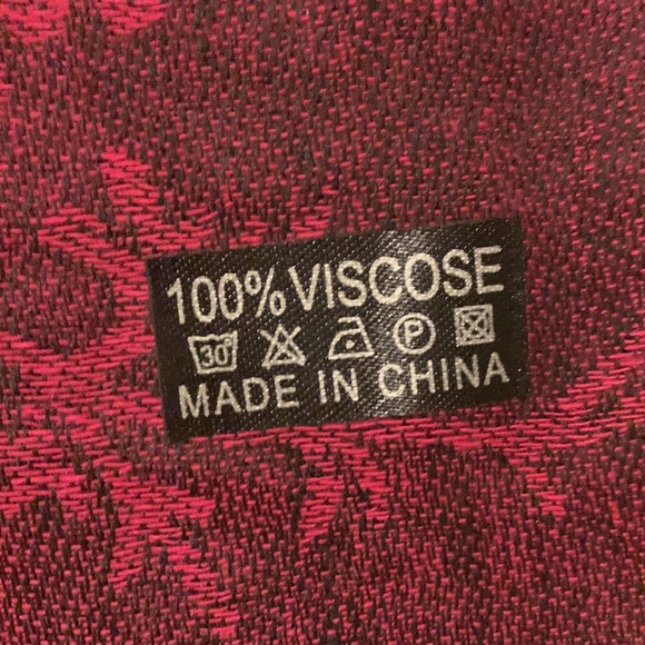 Pashmina Floral Scarf Pink Black NWT Fringe Wrap Shawl - Picture 4 of 5